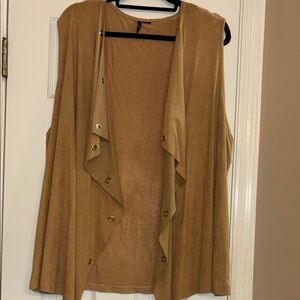 New Directions Woman’s Tan Sleeveless Vest with Gold Accents size   XL